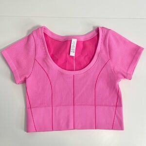 Aerie Offline Seamless Ribbed Crop Top Size Medium Hot Pink